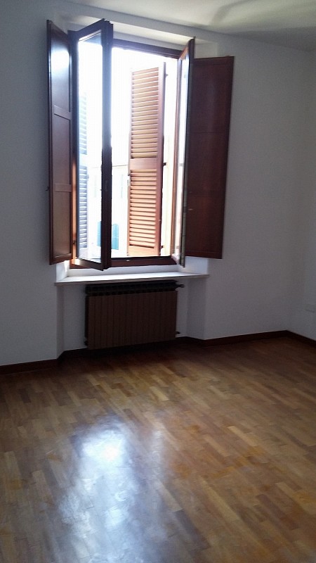 VIALE STELLUTI SCALA  PIANO SECONDO